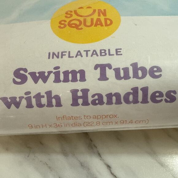 Sun Squad Inflatable Swim‎ Tube with Handles 36” Diameter New Summer Pool Relax - Picture 3 of 4